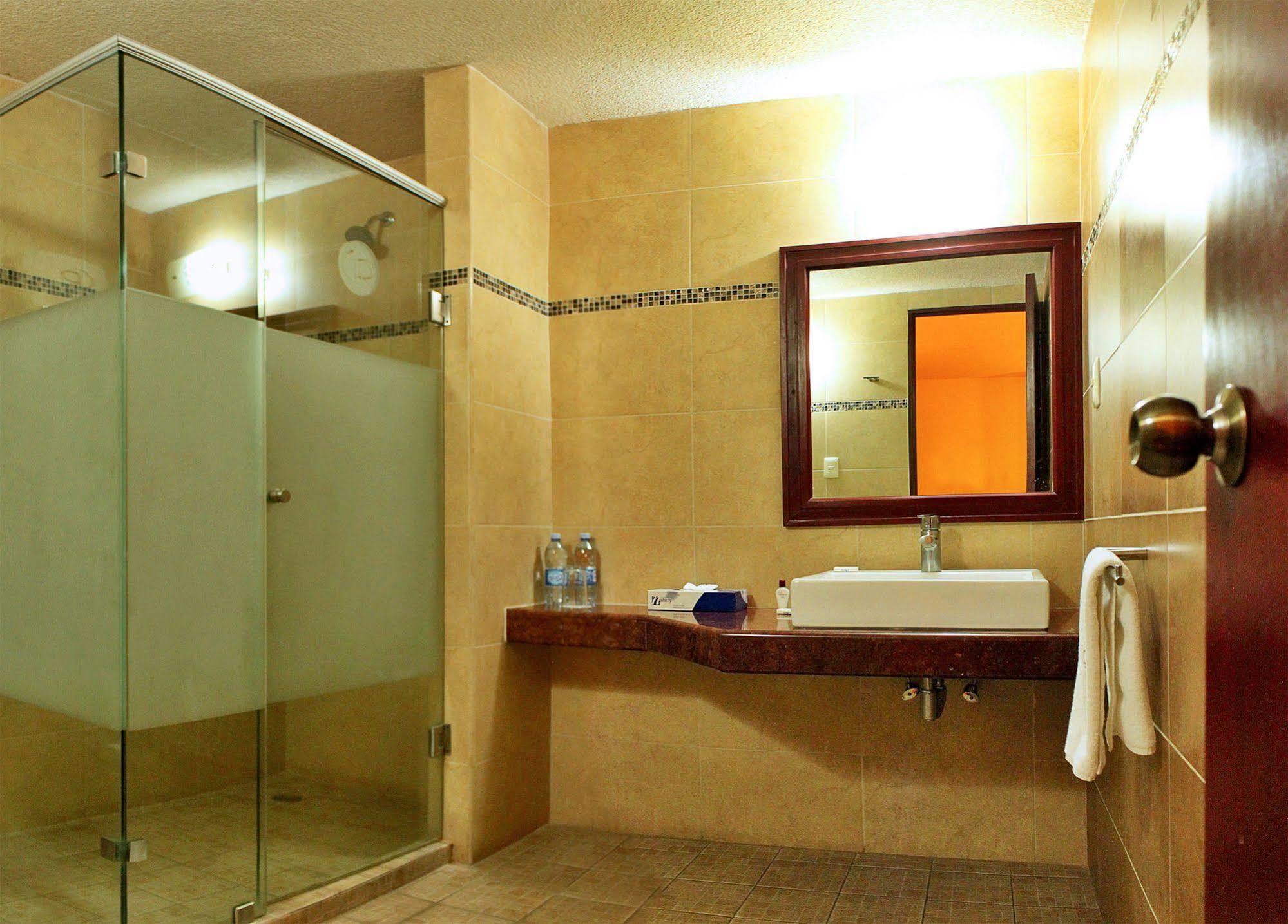 Hotel Cr Tehuacan Luaran gambar
